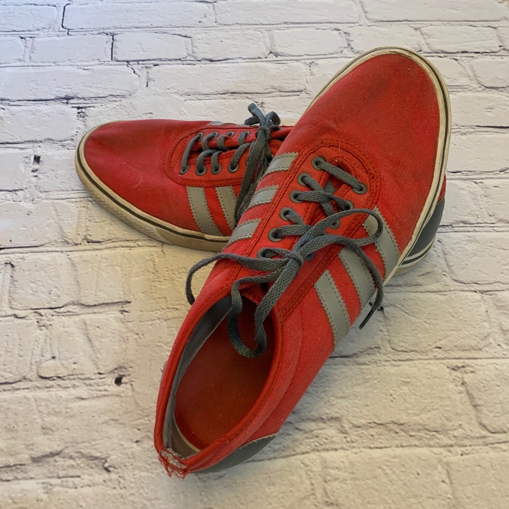 Men’s Adidas Canvas Shoes sz 12 red/gray